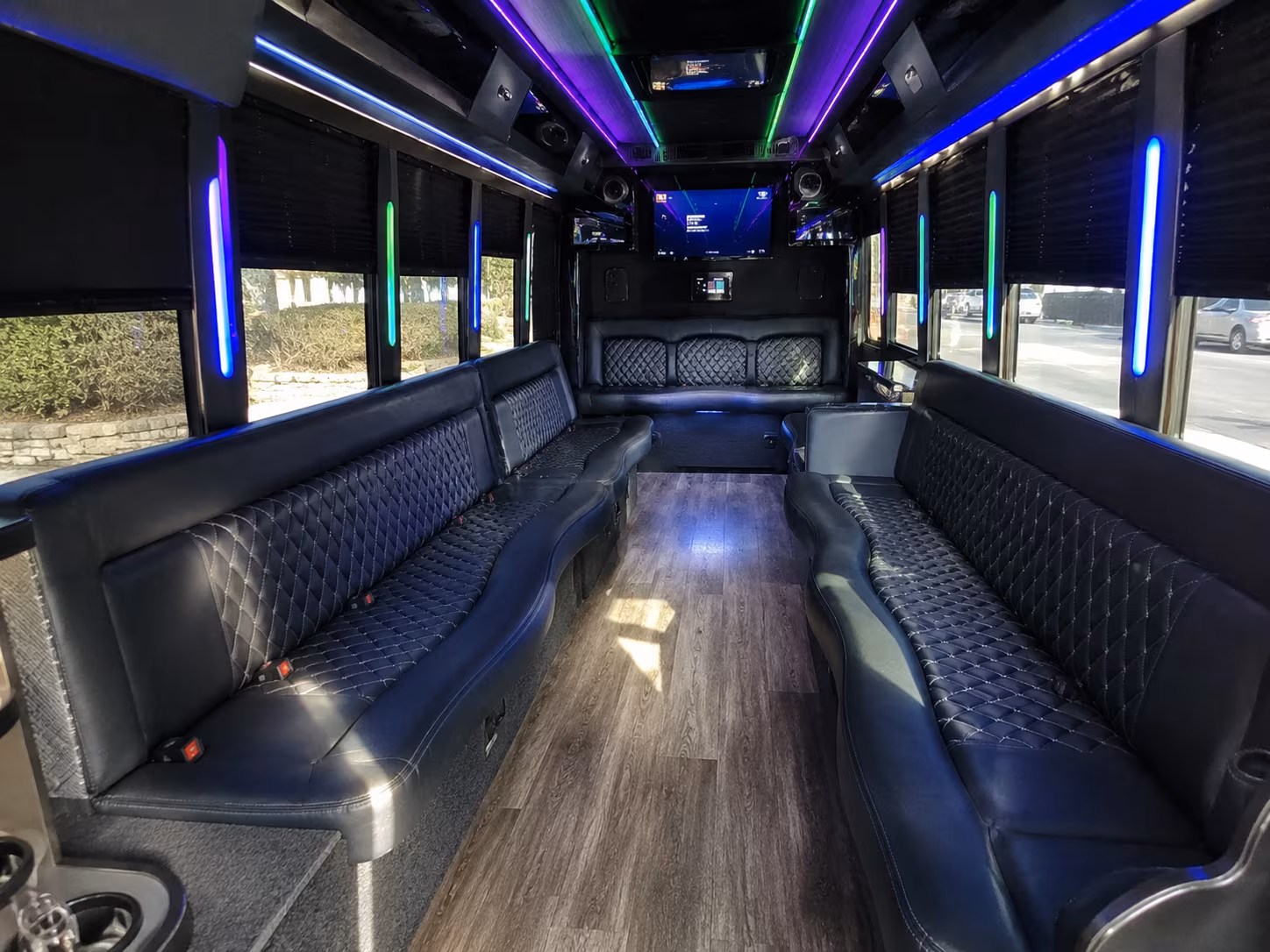 morgan hill 15 passenger party bus interior