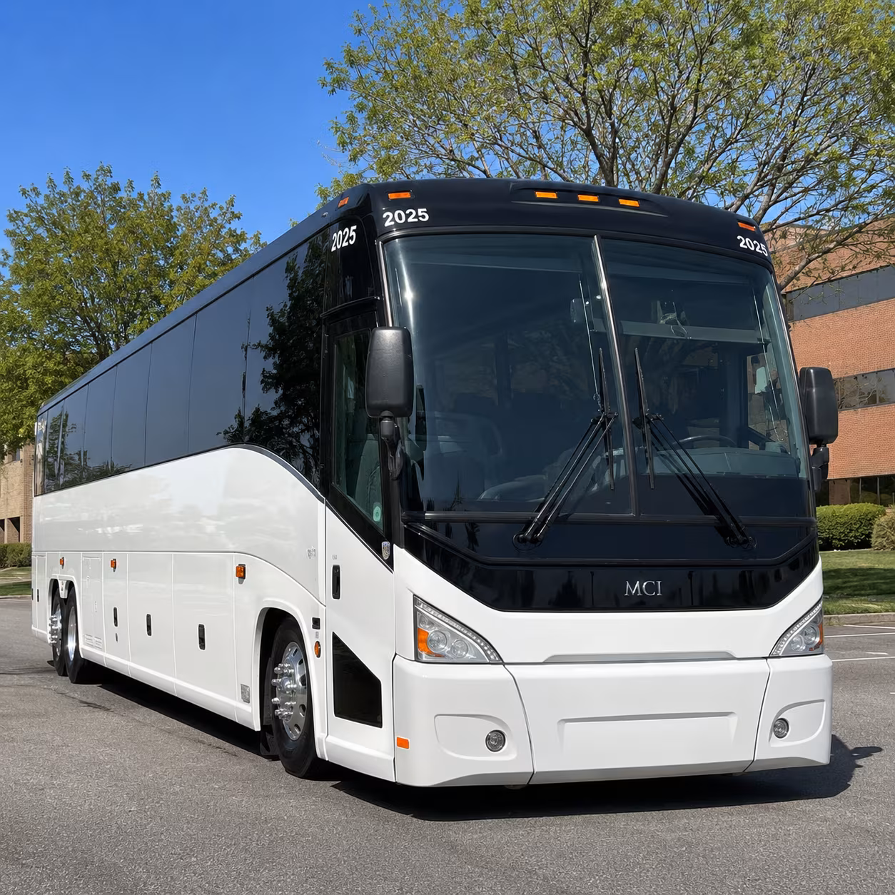 sunday service shuttles that keep your whole congregation together